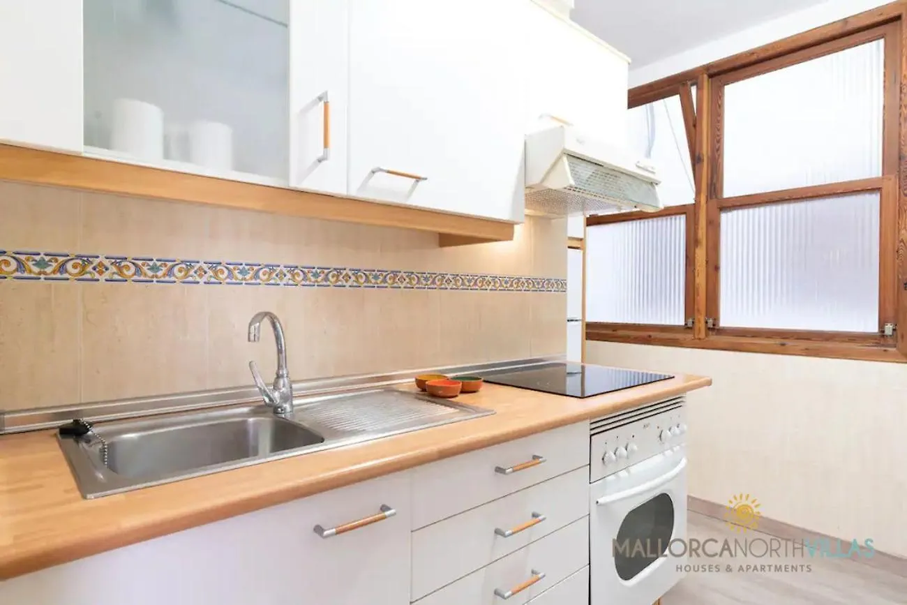 Apartment Apartamento Voramar I First Line Pine Walk Port de Pollenca