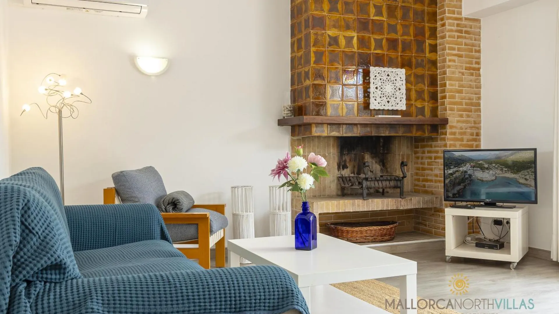 Apartamento Voramar I First Line Pine Walk Port de Pollenca 0*,  Spain