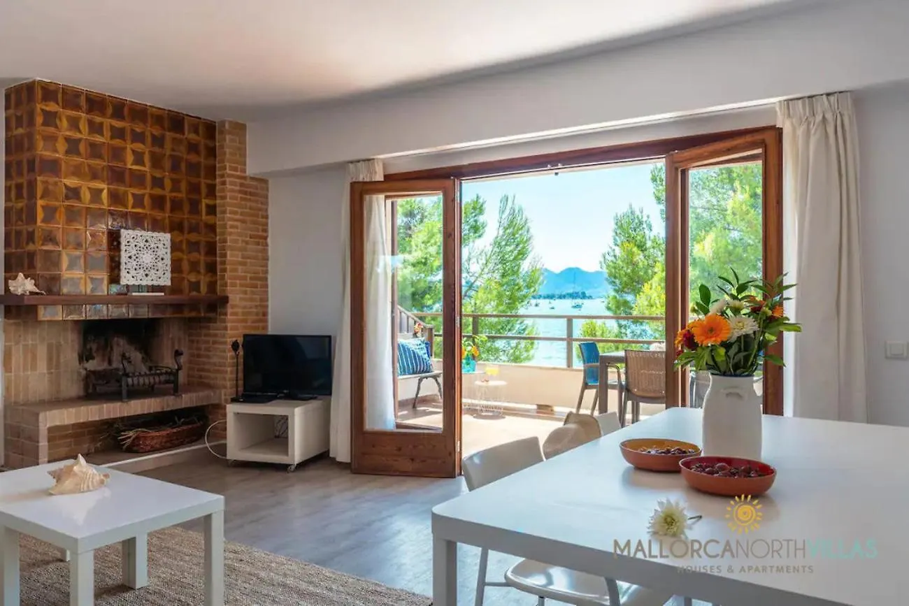 Appartamento Apartamento Voramar I First Line Pine Walk Port de Pollença Spagna
