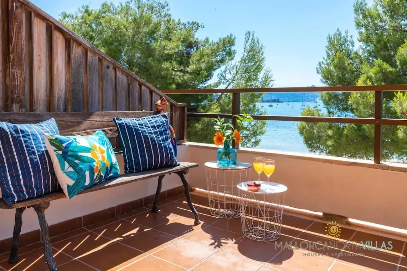 Apartamento Voramar I First Line Pine Walk Port de Pollença 0*,  Spagna