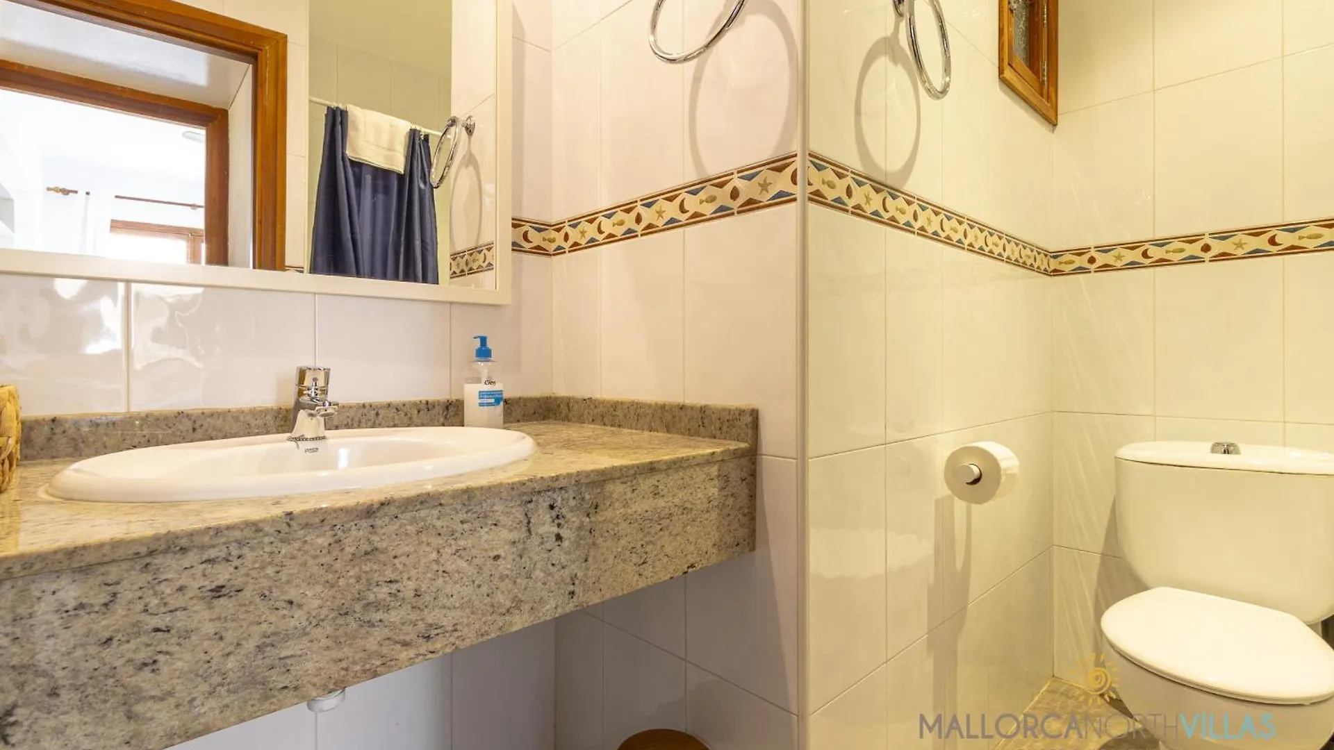 Apartamento Voramar I First Line Pine Walk Port de Pollença 0*,  Spagna